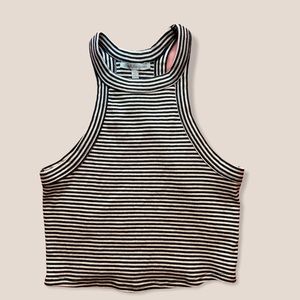 HALTER CROP TOP